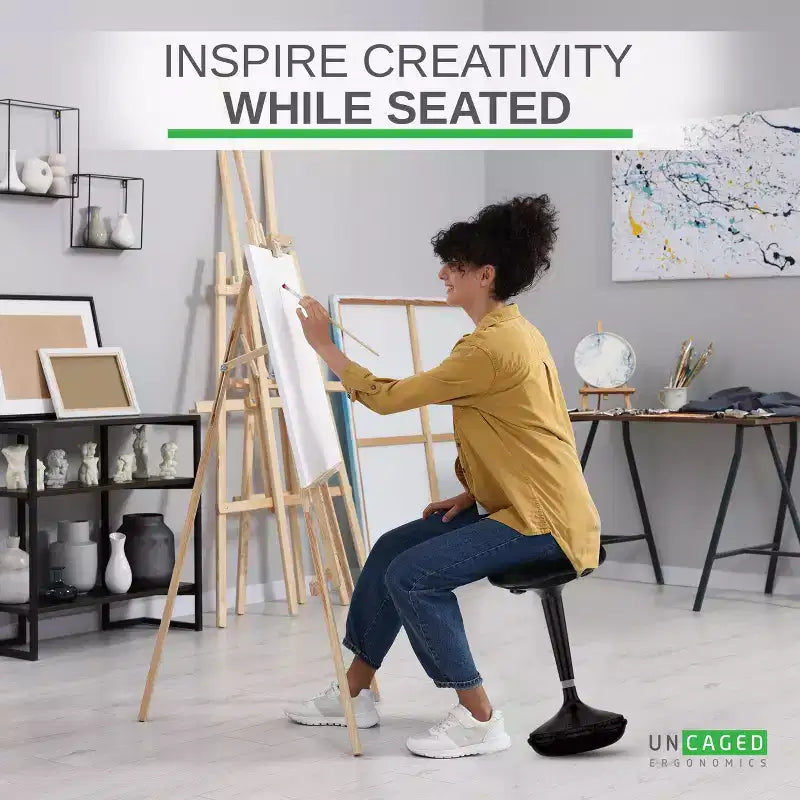 Chaise de bureau debout en vinyle noir - Uncaged Ergonomics